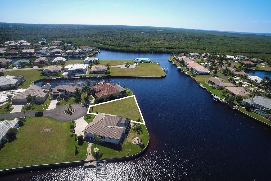 300  SEGOVIA DR ,PUNTA GORDA,33950